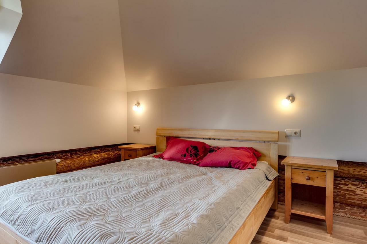 Agave Hotel Augsligatne Buitenkant foto