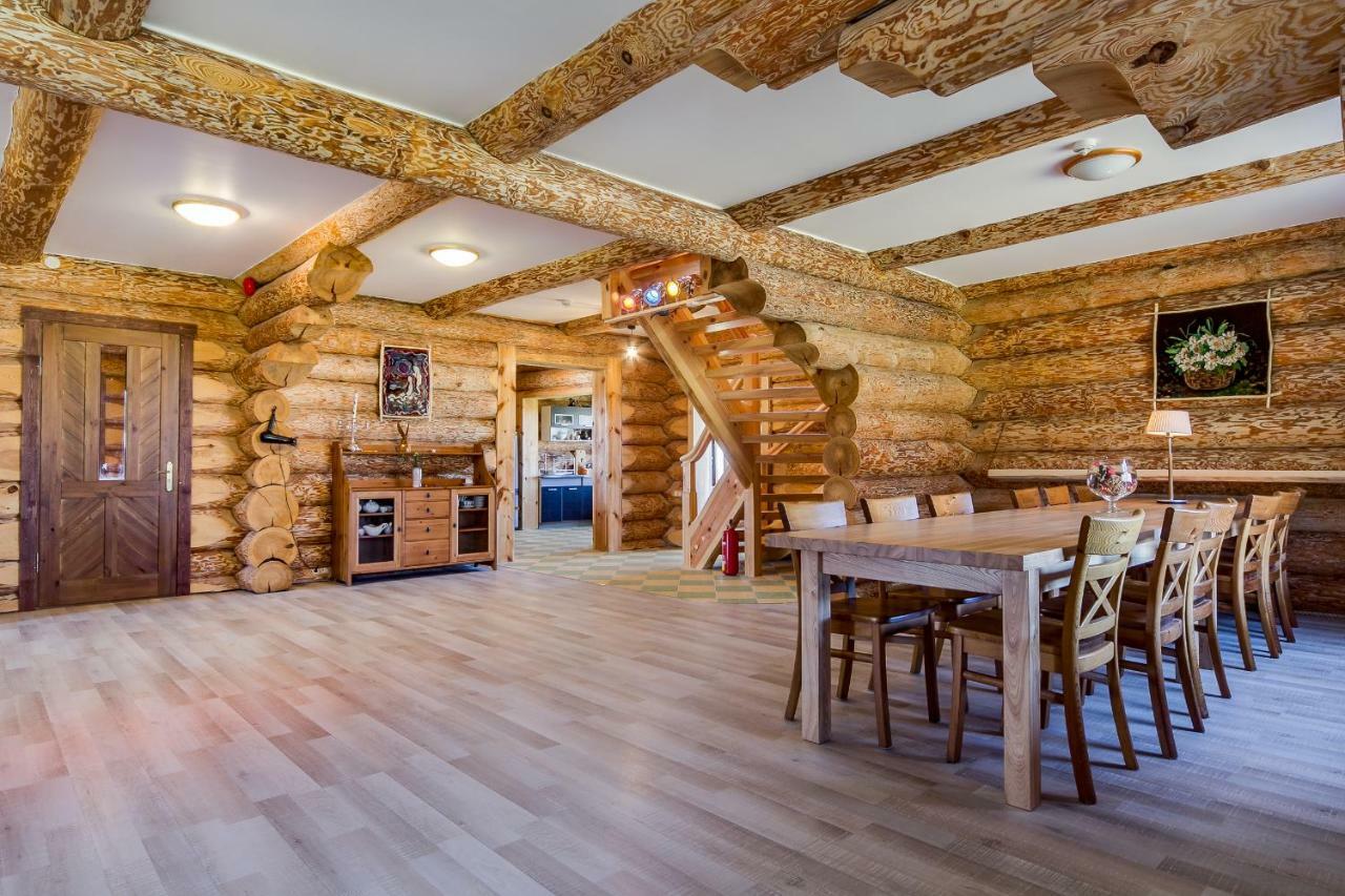 Agave Hotel Augsligatne Buitenkant foto